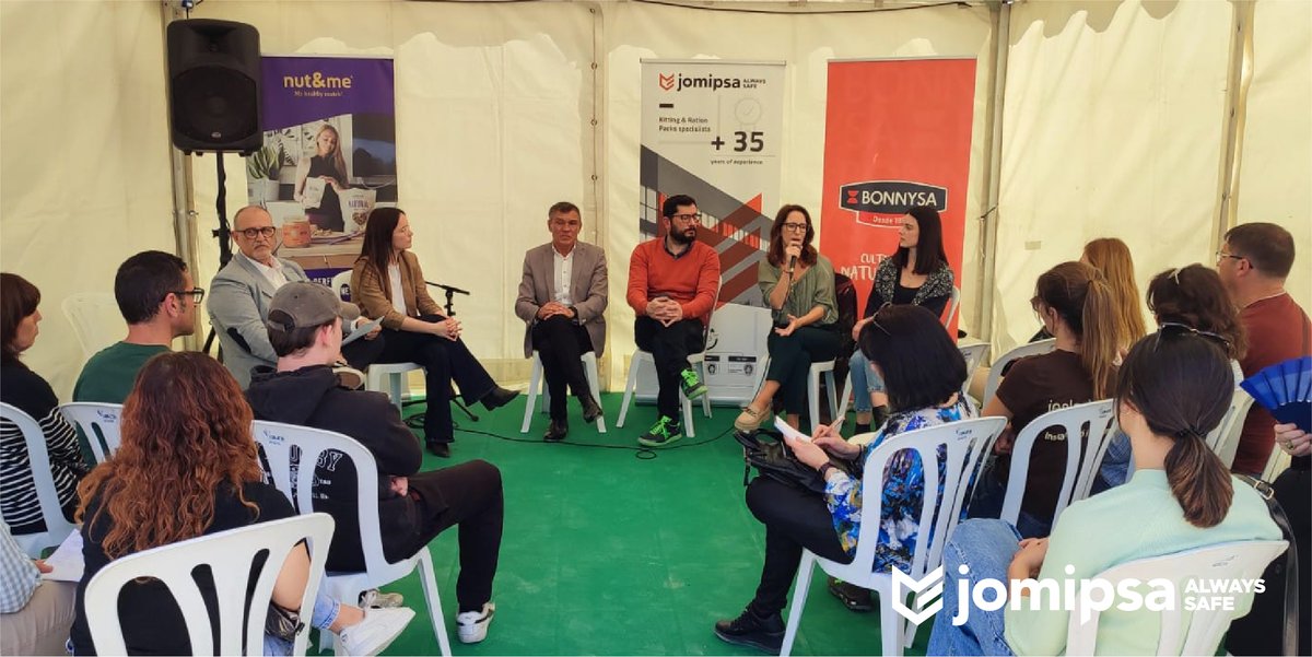 jomipsa's tweet photo. El pasado viernes, estuvimos presentes en las 💡 "𝗩 𝗷𝗼𝗿𝗻𝗮𝗱𝗮𝘀 𝗱𝗲 𝗼𝗿𝗶𝗲𝗻𝘁𝗮𝗰𝗶ó𝗻 𝗳𝗼𝗿𝗺𝗮𝘁𝗶𝘃𝗮 ��𝗼𝗿 𝗹𝗮 𝗼𝗰𝘂𝗽𝗮𝗰𝗶ó𝗻", organizadas por la agencia de desarrollo local del Ayuntamiento de #Mutxamel.
#talento #formacionprofesional #oportunidadeslaborales https://t.co/rFI3bxbFay
