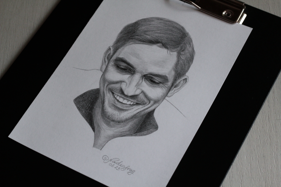 NadinFrog's tweet photo. ✍️✍️✍️ #JimCaviezel #PersonOfInterest 
#pencilportrait #pencildrawing #pencilart #iamartist https://t.co/ZucWLCdkno
