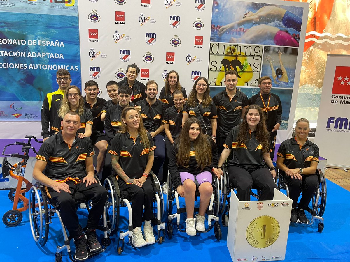 🏊 L'equip de Natació Adaptada Campió d'Espanya amb Catalunya

🔝 15 dels 24 nedadors de la selecció eren del Centre

🏆 A més, en Dani Ferrer va batre els rècords d'Espanya en 50 m braça i 150 m estils

👀 Llegiu la crònica aquí bit.ly/42JtXZJ

#SomElCentre