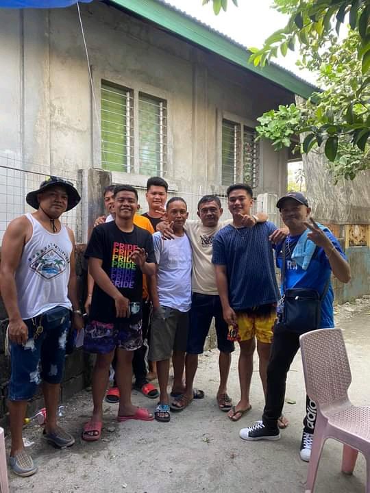 budaang_'s tweet photo. miss y'all tito's n tita's 🤙🏾 sana all koyaaaaa nakabisita sa kanila when din ako? char, year 2008 pa siguro ng makauwi din sila dito sa bicol. Tagal na! #fatherside
#watakwatak https://t.co/R3fVvUjIAb