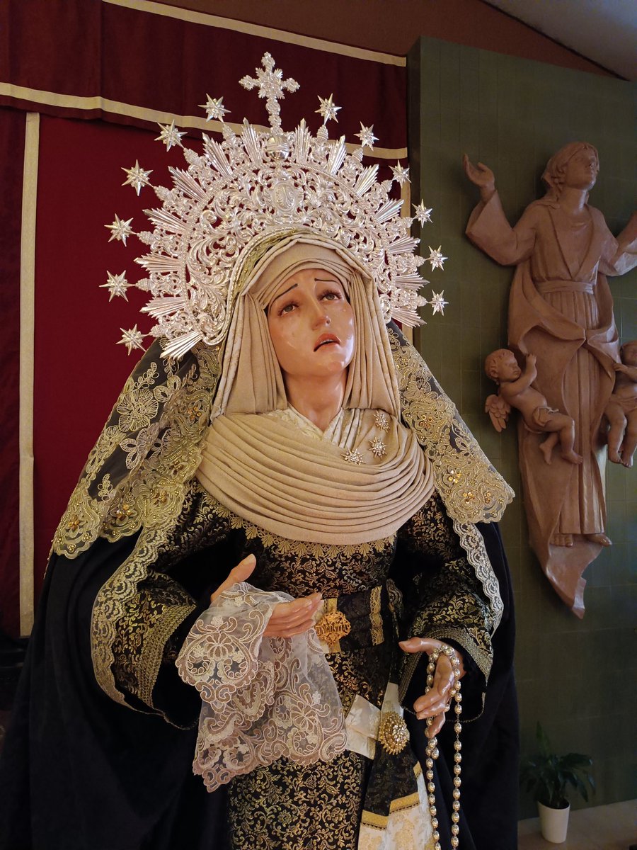 Coronación y Angustias tweet media