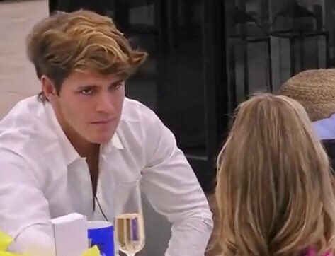 Cfcoalmu's tweet photo. Como lamira marcos dios #marculi #GranHermano  #GranHermanoArgentina2023 #GH2022  juli al 9009 https://t.co/NUMGrUug4b
