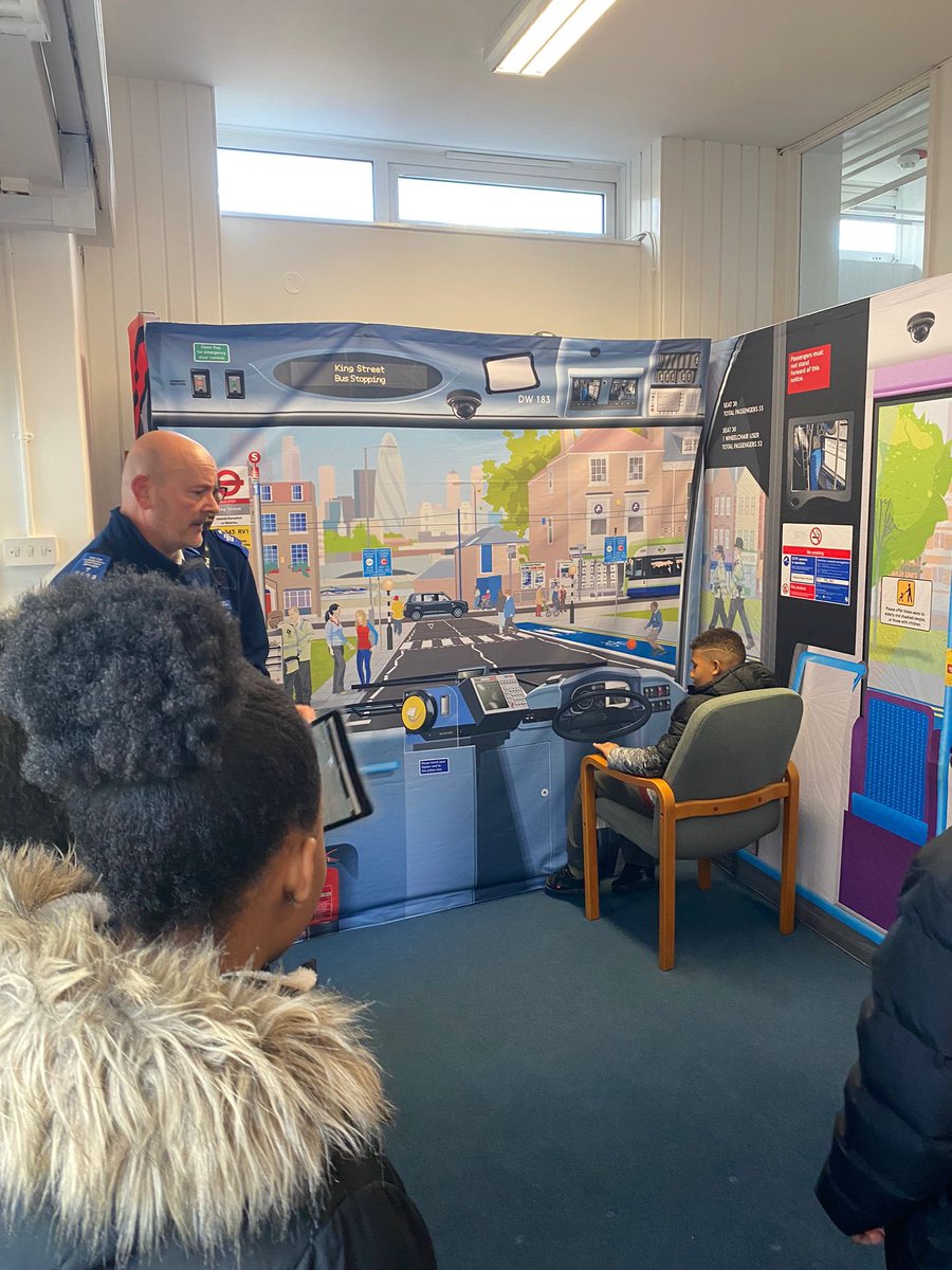 Holy_TrinityCE's tweet photo. Our Year 6 children attended a very meaningful and relevant @lambeth_council Junior Citizenship workshop at Clapham Fire Station today. #citizens #safety #Lambeth 👮🏾‍♀️🧑🏼‍🚒⚠️ https://t.co/KN2gqqTwIS