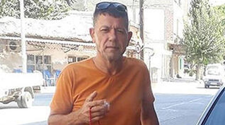 nasuhbektas's tweet image. Bu cani... ismi Necati Akpınar
1984&apos;te ilk eşi Emine Akpınar&apos;ı bıçaklayarak katletti.
2003&apos;te ise ikinci eşi Fatma Akpınar&apos;ı ütüyle yakarak katletti.
Bu cani, 2020 yılında Kovid-19 tedbirleri kapsamında şartlı tahliye edilmiş. 
Ve bu cani imam nikahıyla yaşadığı Mutlu Menekşe&apos;yi…