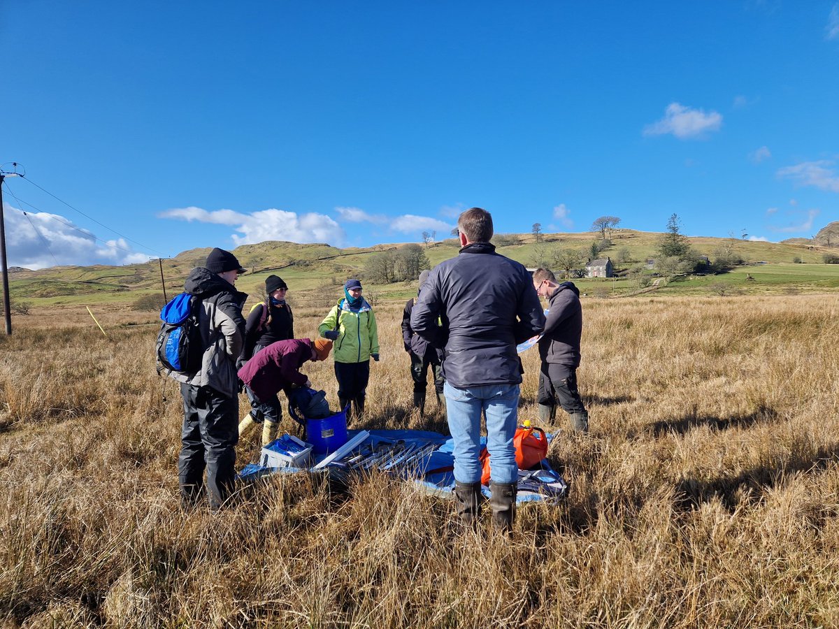 AnnaBeckett98's tweet photo. Yesterday was a new addition to the MSc Glen Roy trip - we went to a new site for my PhD to get some preliminary cores! https://t.co/UNQFrnsJbk