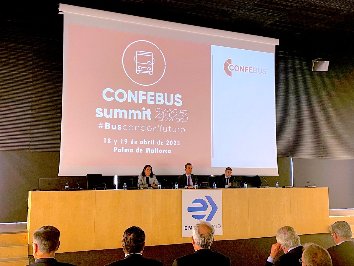 ConfebusSocial's tweet photo. 🆕#ConfebusNews🚌
✅Nueva reunión de la #JuntaDirectiva de la Confederación, con el foco puesto en el próximo #CONFEBUSSummit2023
✅El presidente de la @FEBTbaleares solicita de la Administración una mayor implicación en apoyo al sector...
Y mucho más👉https://t.co/UXBSYZdEbj https://t.co/LrhZfx1CEv