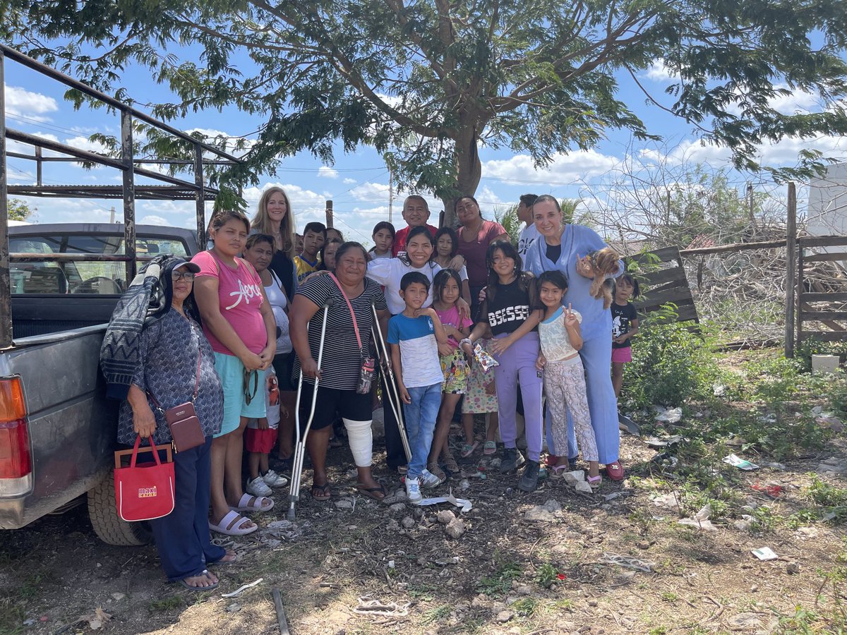 rosiorozco's tweet photo. Isabel dio su testimonio a familias que han sufrido el abuso de niños y niñas. Isabel hoy estudia Negocios Internacionales y tiene un corazón lleno de amor para comprender el dolor, ella llegó a Fundación Camino a Casa a los 6 años, hoy tiene 19 años. https://t.co/EfQIb30euO