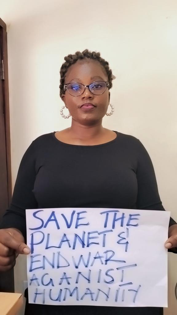 lynne_precious1's tweet photo. The longer anthropogenic activities  last,the harder  damage  against the planet is felt and the more  tougher the consequences may be in the future. 
#DivestNow
#ClimateEmergency 
#ClimateActionNow
@TardFoundation @Riseupmovt @vanessa_vash @UNFCCC https://t.co/DKqWfn0e0Y