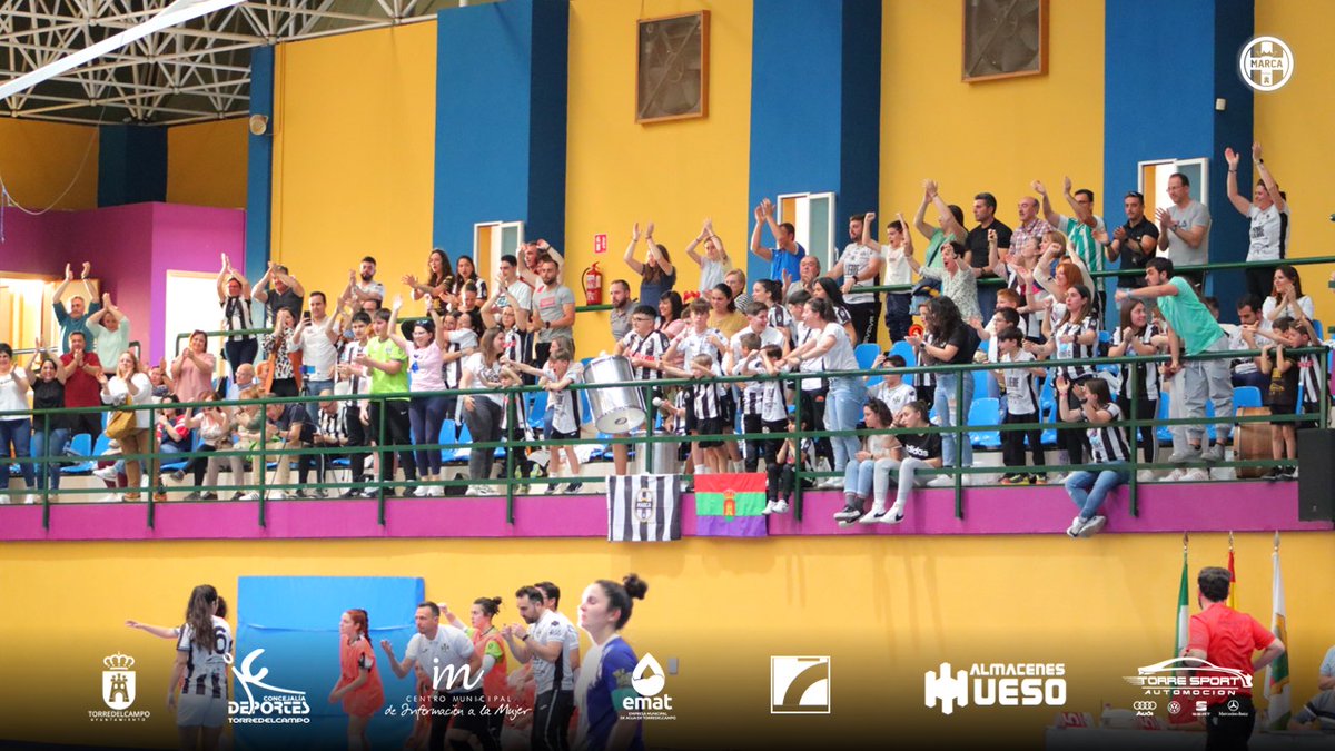 🤍🖤ORGULLOSXS DE NUESTRA AFICIÓN 🤍🖤
Sin palabras. No sabemos cuantas veces os diríamos GRACIAS:
🙌Por estar
🙌Por transmitirnos tanto
🙌Por creer cuando nadie cree
🙌Por celebrar cada gol
🙌Por compartir nuestro camino
🙌Por identificaros con esta manera de vivir el deporte