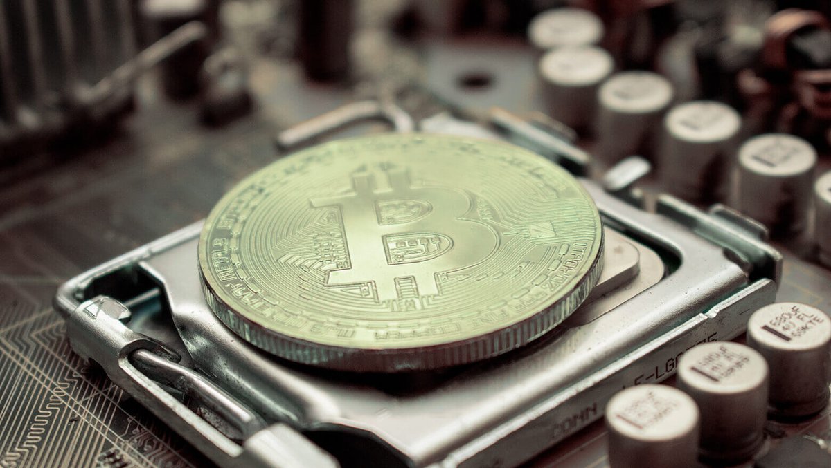 _AMGCrypto's tweet photo. Bitcoin miners rely on high-powered computer systems to validate blocks of digital transactions on the blockchain network and earn Bitcoin (BTC). Learning how to mine Bitcoin isn’t hard, but it can be expensive and time consuming. https://t.co/PTxmUaVCyK