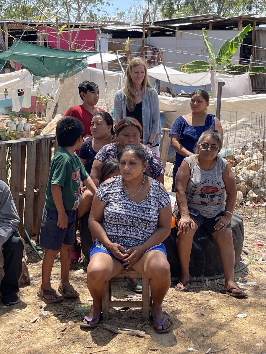 rosiorozco's tweet photo. Isabel dio su testimonio a familias que han sufrido el abuso de niños y niñas. Isabel hoy estudia Negocios Internacionales y tiene un corazón lleno de amor para comprender el dolor, ella llegó a Fundación Camino a Casa a los 6 años, hoy tiene 19 años. https://t.co/EfQIb30euO