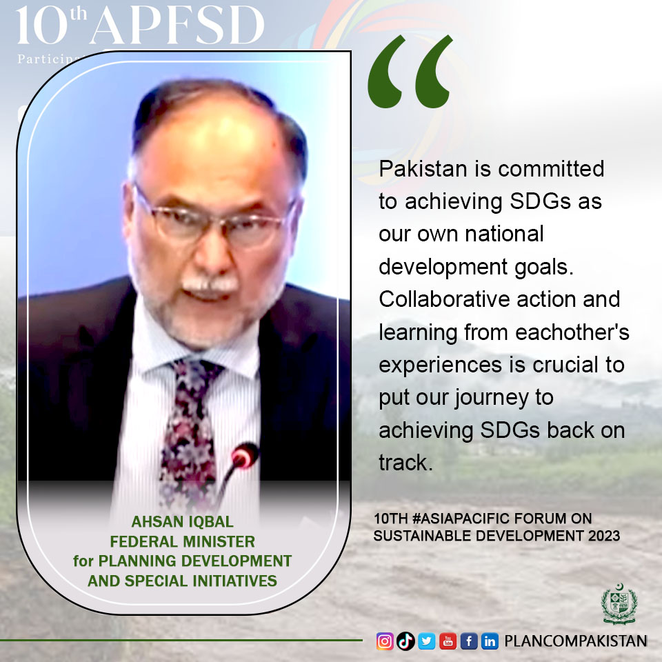 PlanComPakistan's tweet image. Planning Minister vowed that despite devastating floods wiping out 7 years of progress, Pakistan remains determined. Through multi-sectoral strategies, Government is rebuilding and prioritizing long-term climate resilience. #climatechange #Pakistan #APFSD2023