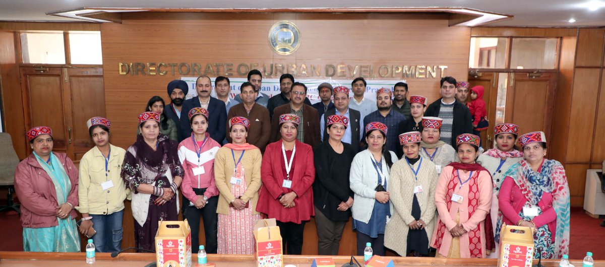 MCChandigarh's tweet photo. Swachhta Yatra reaches Shimla !!

Elated to receive such a warm welcome by Directorate of Urban Development, Himachal Pradesh hosting the Yatra!!

#SwachhataYatra 
#Swachhotsav2023
#IndiaVsGarbage
#WomenLedSwachhata
#SwachhSurvekshan2023Chandigarh
#WomenIconInSwachhata https://t.co/48Gm6QUSWd