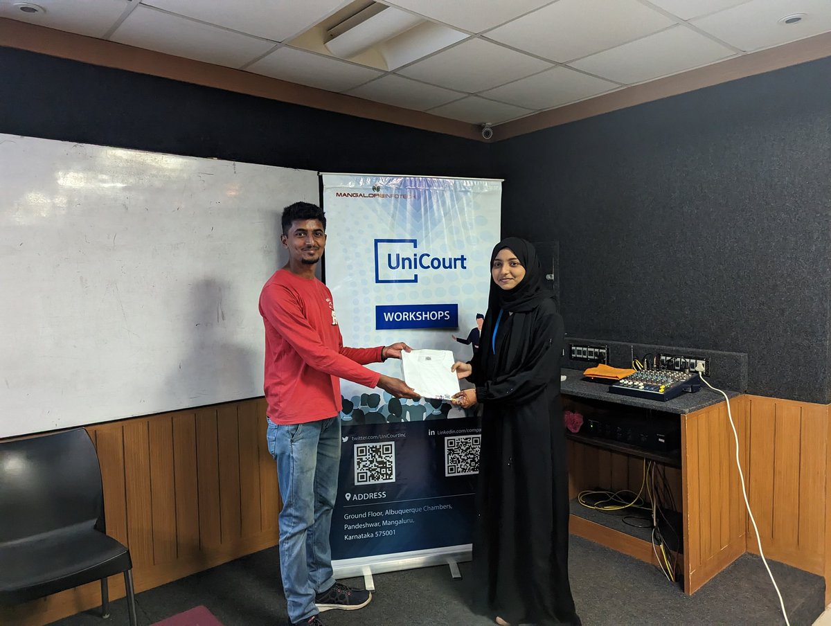 johndudex's tweet photo. @UniCourtInc conducted the #AnalyticsWorkshop1 in @pace today.
Topics covered included #Git #Docker and how they improve developers productivity.
#NoMoreButItWorksOnMyMachine
More to come #StayTuned
@AgentT30 @ksprajwal35 @pshenoymi https://t.co/wnj2sUJukG