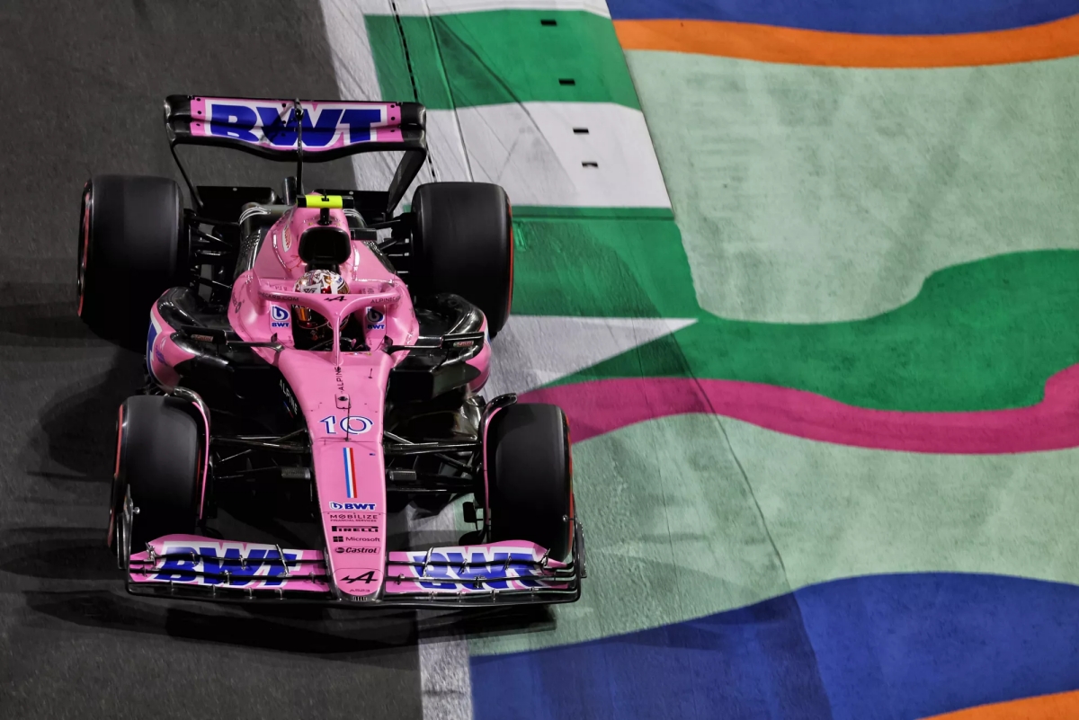 motorpuntoes's tweet photo. #F1 | Alpine admite que Aston Martin les ha «pillado por sorpresa» y se enfrenta a un problema preocupante.
https://t.co/Sm5PkxqgX4
#AlanPermane #AlpineF1 #Fórmula1 @AlpineF1Team @AstonMartinF1 https://t.co/rDqAIYEgM0