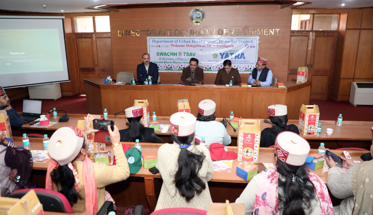 MCChandigarh's tweet photo. Interactive session  organized to discuss the work, initiatives and achievement of Chandigarh SHGs in Himachal Pradesh.

#SwachhataYatra 
#Swachhotsav2023
#IndiaVsGarbage
#WomenLedSwachhata
#WomenIconInSwachhata
#SwachhSurvekshan2023Chandigarh https://t.co/0x8mT264d8