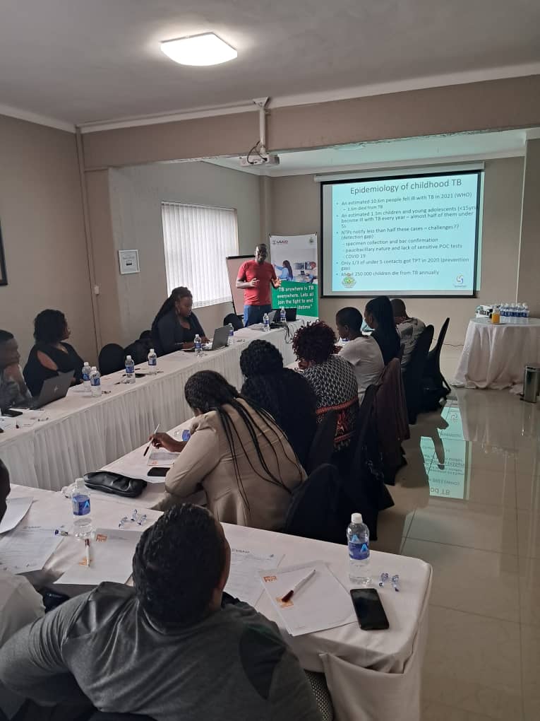 ntpzim's tweet photo. The NTP is building capacity amongst health workers on childhood TB in partnership with the Union Zimbabwe Trust under the KNTB project funded by the USAID.
Here you can see a training to prepare for the roll out of childhood TB Centres of Excellence in Gwanda, Gweru and Mwenezi. https://t.co/vqfRlNf4Tq
