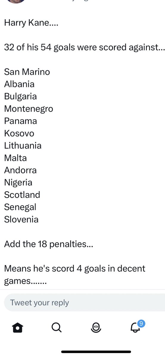 Joey7Barton's tweet image. People comparing Wayne Rooney and Harry Kane? 

WR in a completely different stratosphere. 

Levels and levels and levels above. 

🤯