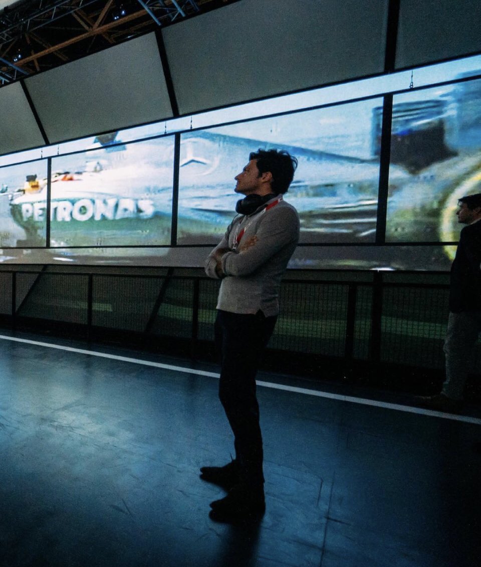 55Sainzdenorris's tweet photo. Great to have the F1 Exhibition in home, such an amazing experience. 

#Formula1RP @RPFormula1 @FormulaONERP https://t.co/zB6QBo1rMg