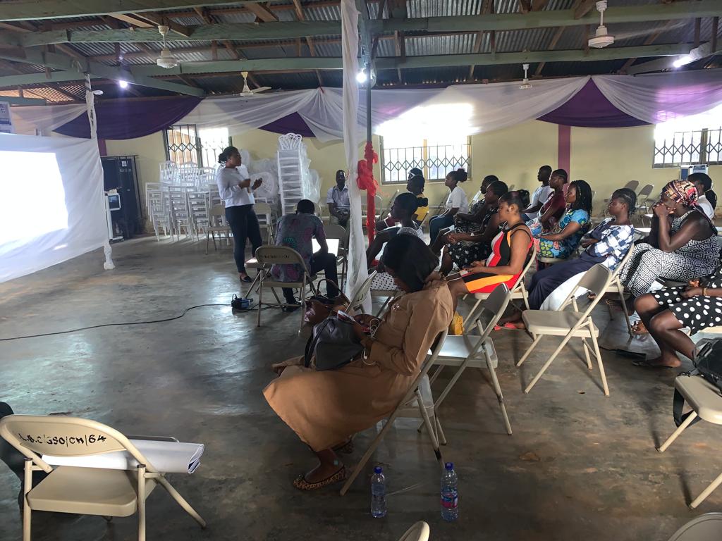 vtfprogramme's tweet photo. Cakewalk Expert Institute  in Collaboration with VTF Programme had a graduation ceremony with 5 graduates who have completed training in cakes, sugar craft and event decoration. The graduates and apprentices also received training in Enterprise Creation and Management Skills. https://t.co/7PA4ltqQnS