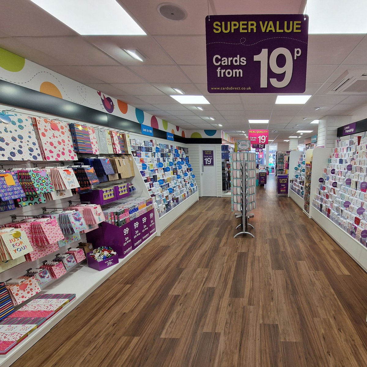 CardsDirectUK's tweet photo. Hello Solihull! Cards Direct has arrived in Solihull. Our NEW STORE is now open!
#CardsDirectUK #CardsDirect #MakingPeopleSmile #Solihull #VisitSolihull #GreetingsCards #SupportTheHighStreet #NewStore #NewStoreOpening #ClickAndCollect #Discounts #SpecialOffers #Bargains https://t.co/l9xYIonKTr