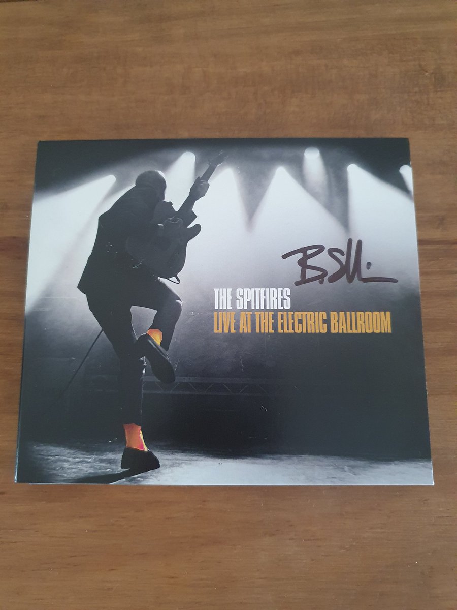 <a href="/ListenUpMusic_/">Listen Up ///</a> <a href="/GazK25/">GazK ///</a> <a href="/Tonythecat15/">Tony Oliver</a> <a href="/TruthOfficial/">TheTruth</a> <a href="/100clubLondon/">The 100 Club</a> <a href="/NineBelowZero1/">Nine Below Zero</a> 
@BillySullivanUK <a href="/EBallroomCamden/">Electric Ballroom</a>