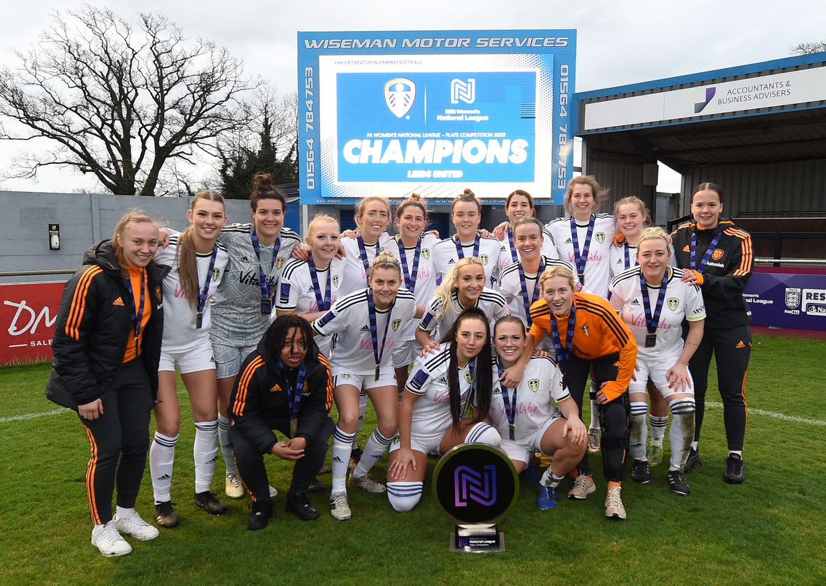 andrearadri's tweet photo. We had to restart Woman’s football at Leeds United around 6 years ago. Look at our team now. Keep growing, you make your club proud every day. #LUFC congrats 💙💛 https://t.co/S3gq8sVfrJ