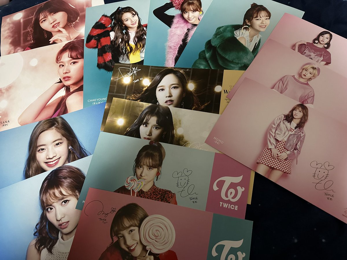 sjms_0919's tweet photo. TWICE グッズ買取 特典類

譲 ）1、2枚目
  （3、4枚目はグッズの詳細になります）

求 ）買取 （各300円〜）

メルカリor 銀行振込
まとめての買取の場合少し値引き致します。
メルカリでのお取引は手数料分もお願い致します。
気になる方はリプ、DMお気軽にお願いします🙏 https://t.co/wL2YRRp1QB