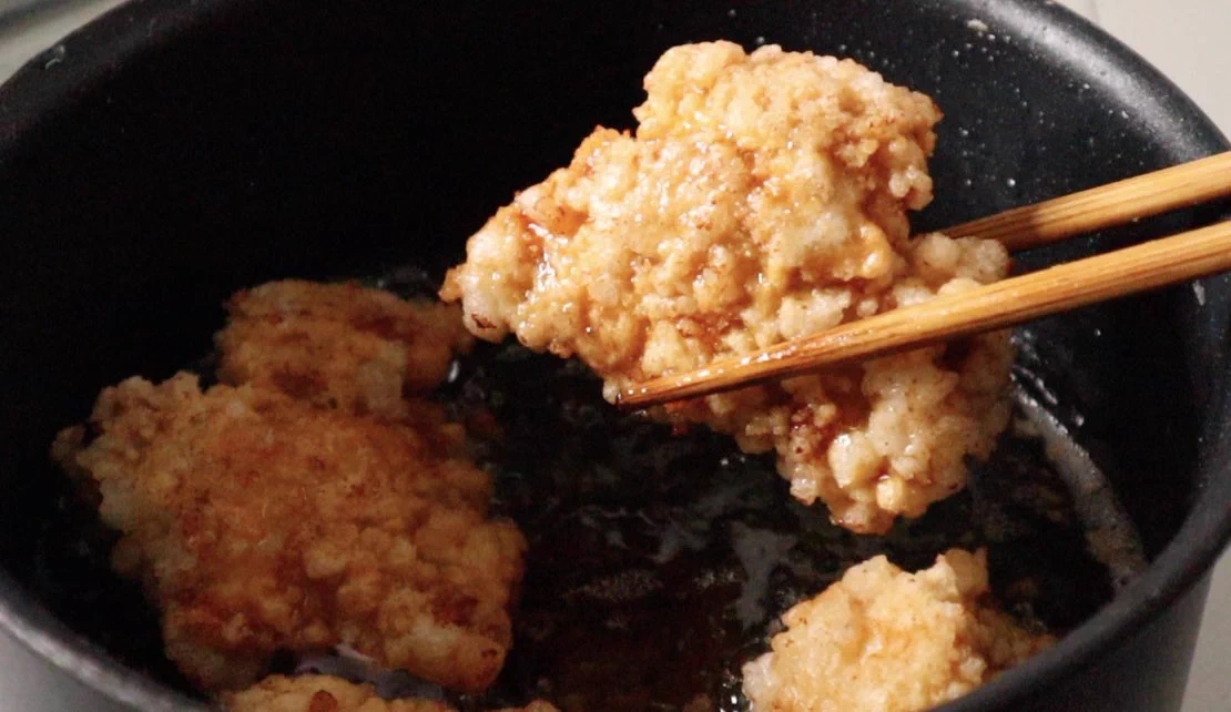 「これ本当に鶏むね肉？」と疑われるほど美味しい！伝説の『極　鶏胸唐揚げ』