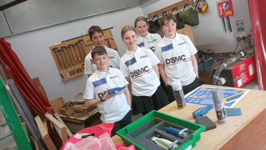 Final preparations are underway for the regional finals tomorrow. A big thank you to our sponsors <a href="/DSMC_UK/">DSMC</a> <a href="/MottMacDonald/">Mott MacDonald</a> <a href="/ACWA_Services/">ACWA Services</a> without whose support this entry wouldn’t be possible @f1inschoolsUK