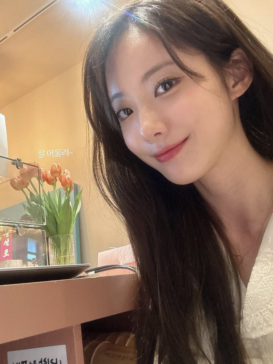ludarenes's tweet photo. pretty flower 💐 https://t.co/Ib7w14qvTn