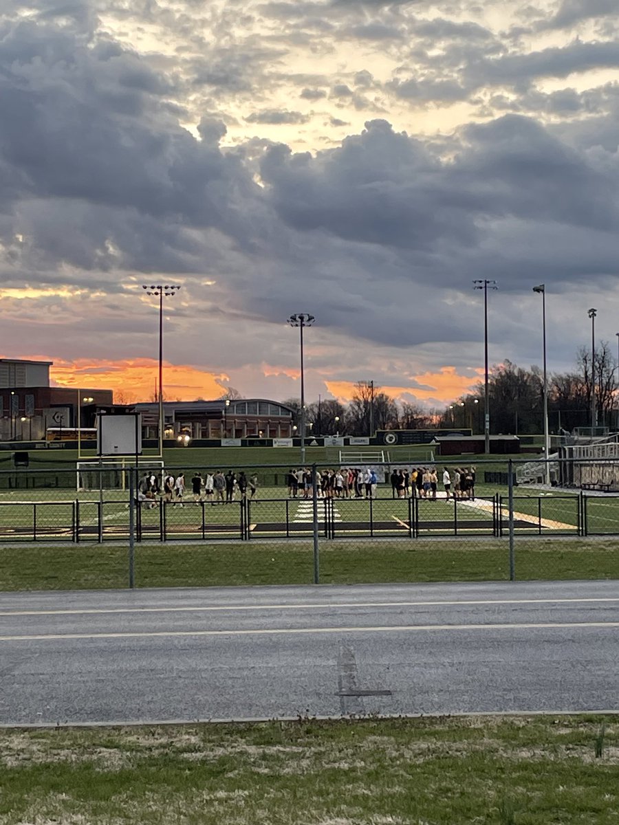 RebelStrength13's tweet photo. Some pictures taken from the car line at Woodlawn this morning! Kids were working before the sun came up! #RebelDNA #BuiltByBoyle https://t.co/eugcqq03Rg
