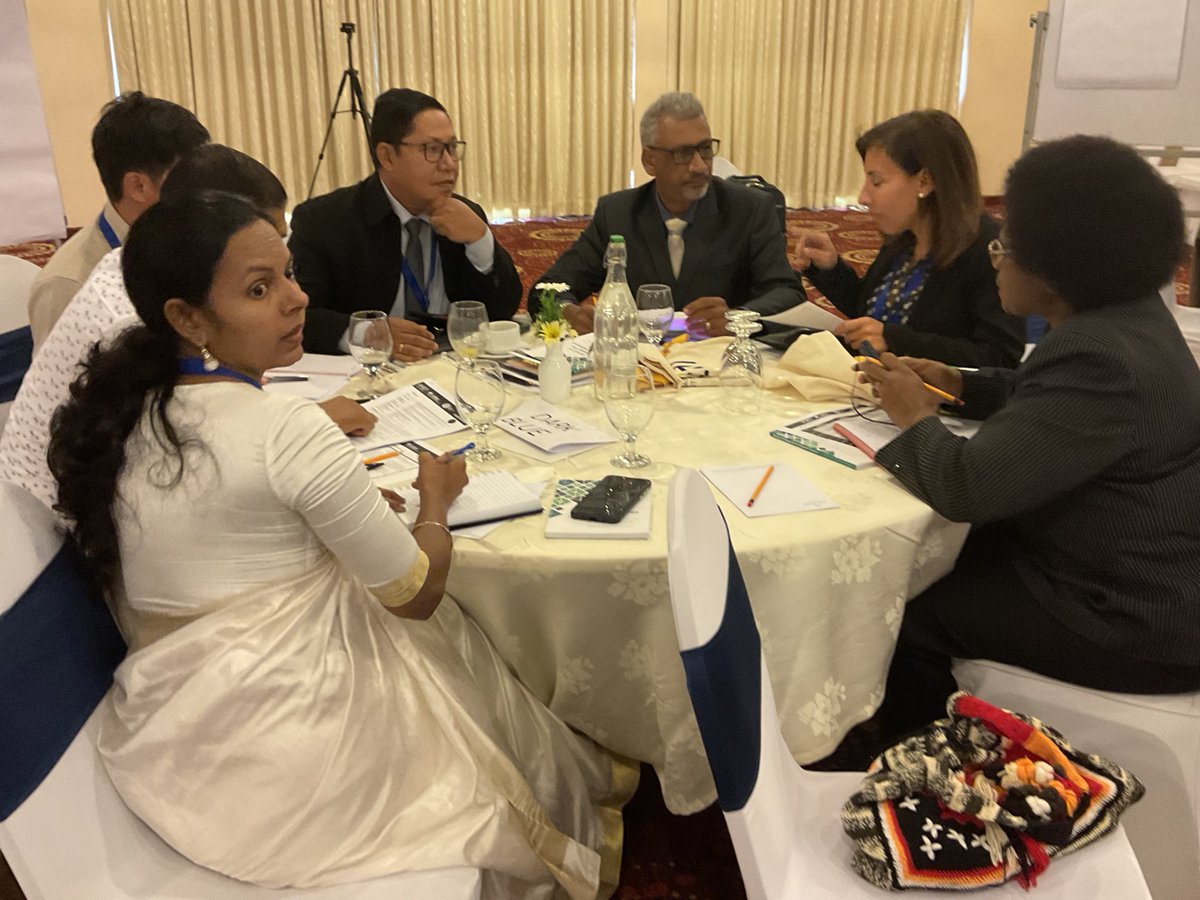 unfpa_eval's tweet photo. From launching @eval_gpf to signing #EvalColombo declaration, Sri Lanka leads in institutionalizing #evaluation in the parliament
@IPDET_community training for parliamentarians marks another historic moment, held fittingly in Sri Lanka: @msegone
#Eval4Action https://t.co/9RUgFz0sug