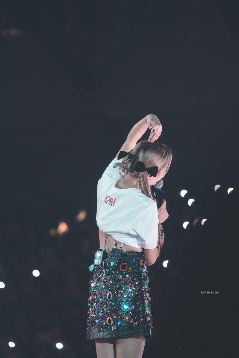 IAMDD__P's tweet photo. 𝘐'𝘮 𝘴𝘵𝘶𝘤𝘬 𝘪𝘯 𝘵𝘩𝘦 𝘥𝘢𝘳𝘬 𝘣𝘶𝘵 𝘺𝘰𝘶'𝘳𝘦 𝘮𝘺 𝘧𝘭𝘢𝘴𝘩𝘭𝘪𝘨𝘩𝘵 🐰✨
#srchafreen
#ฟรีนเบคFanBoomD2 https://t.co/2vu32qFqH4