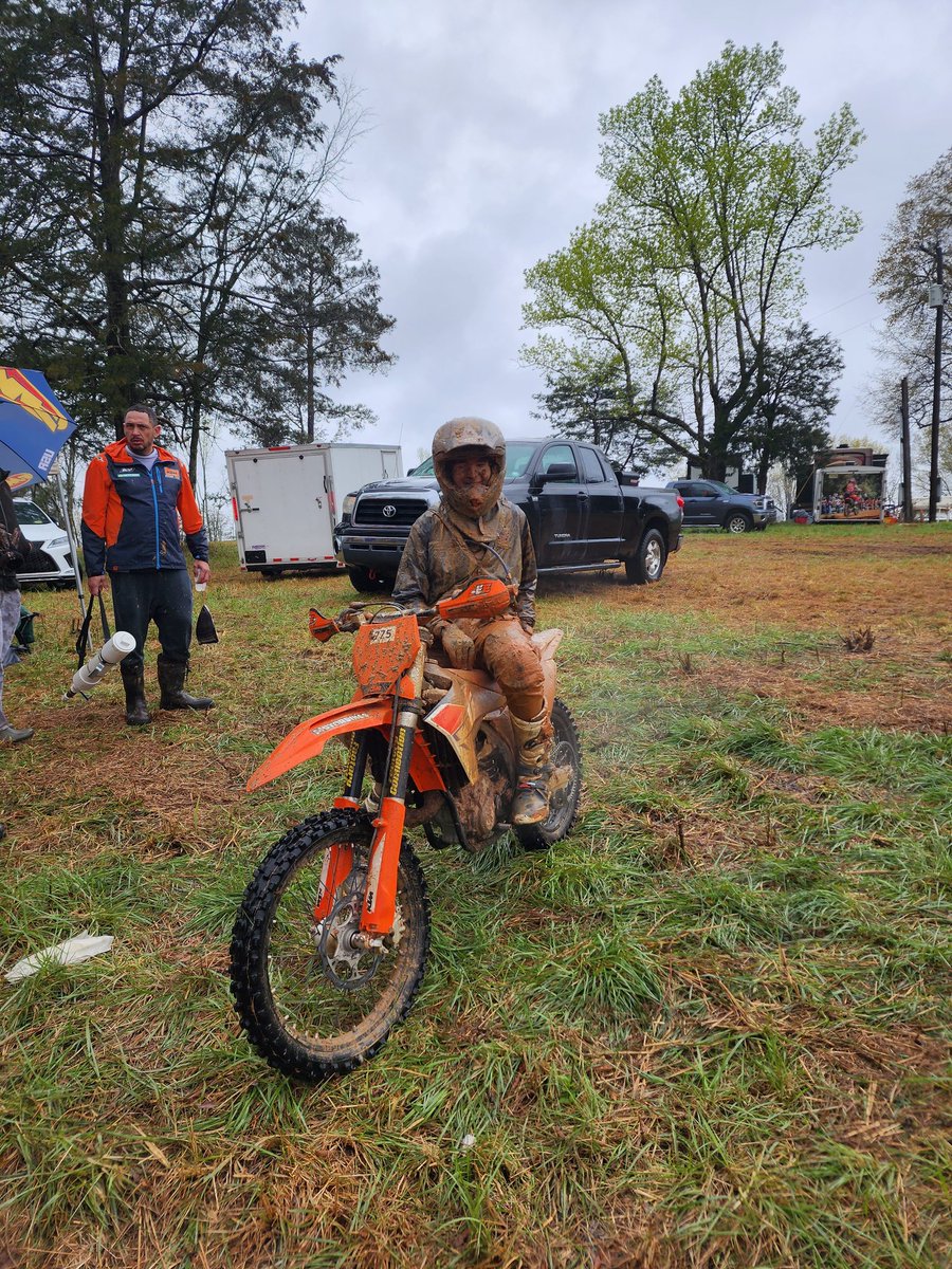 PORTERBRETON775's tweet photo. Porter Breton Racing #775
GNCC Nationals, Washington, Georgia! The General 6th Place "SchoolBoy" Class 97th out of 264riders
Amazing 10 days on the road! GNCC @ Hog Waller Palatka, Florida Daytona SuperCross up to Georgia Durhamtown Off Road Park&amp;GNCC @ Aonia Pass Motocross Park https://t.co/NHTddk8aMY