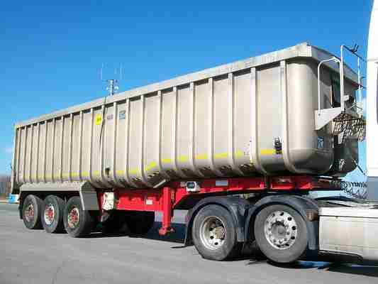 2013 WILCOX TRI AXLE STEP FRAME 65 YARD BATHTUB TIPPING TRAILER (TASCC REG'D) dlvr.it/SlY3Wp