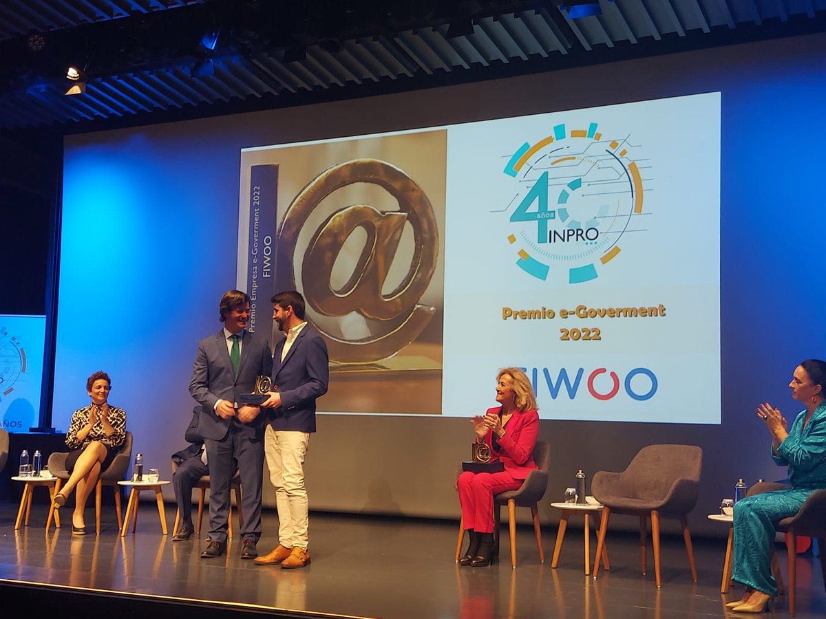 FIWOO_Platform's tweet photo. ¡Ya es oficial!
¡#FIWOO ha ganado el premio a la "Empresa E-government" 2022! Este reconocimiento refleja el trabajo y compromiso de nuestro #equipo.
Agradecemos a @INPRODipusevi este premio
Además, felicitaciones al @CastillejaCta por su premio al "Ayuntamiento Digital". https://t.co/BBF1CmJTNv
