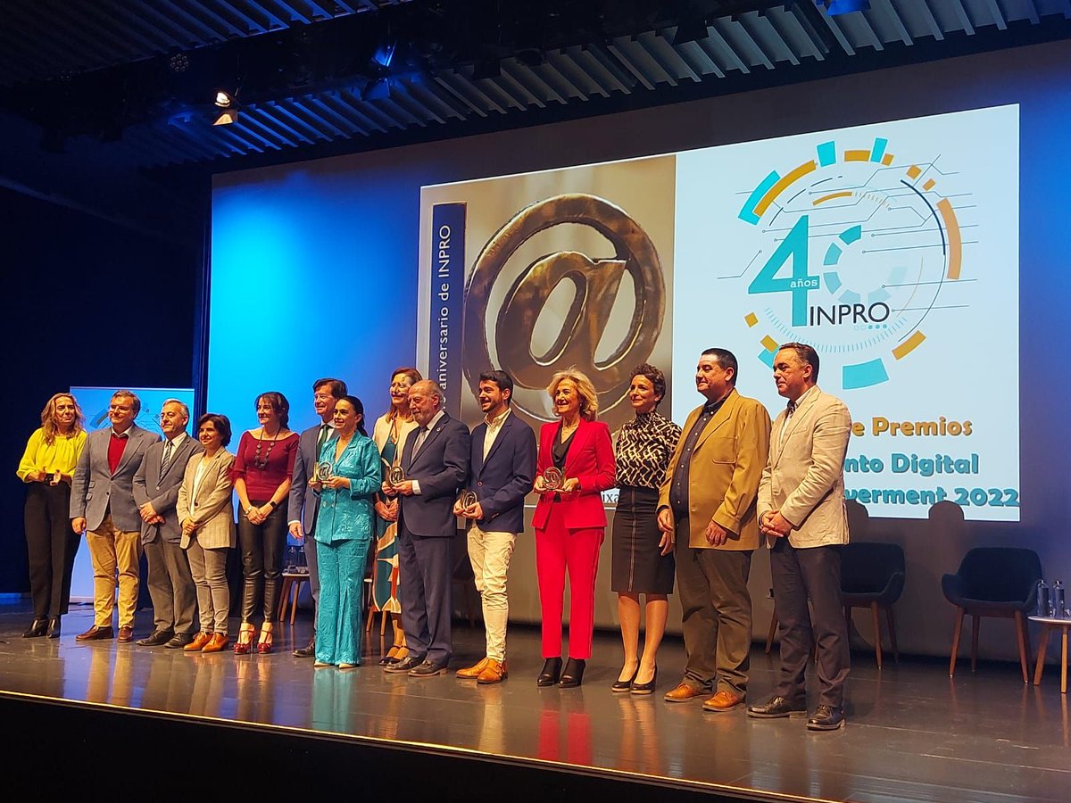 FIWOO_Platform's tweet photo. ¡Ya es oficial!
¡#FIWOO ha ganado el premio a la "Empresa E-government" 2022! Este reconocimiento refleja el trabajo y compromiso de nuestro #equipo.
Agradecemos a @INPRODipusevi este premio
Además, felicitaciones al @CastillejaCta por su premio al "Ayuntamiento Digital". https://t.co/BBF1CmJTNv