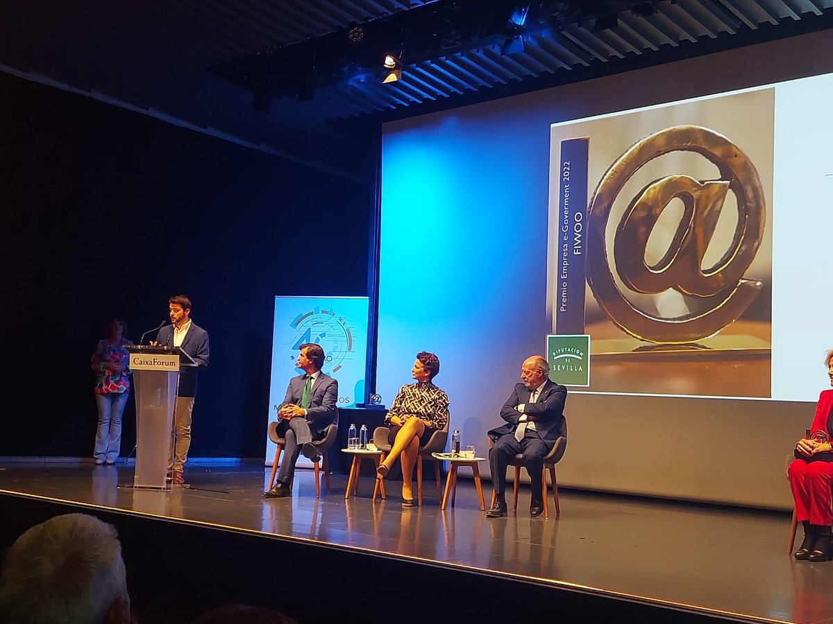 FIWOO_Platform's tweet photo. ¡Ya es oficial!
¡#FIWOO ha ganado el premio a la "Empresa E-government" 2022! Este reconocimiento refleja el trabajo y compromiso de nuestro #equipo.
Agradecemos a @INPRODipusevi este premio
Además, felicitaciones al @CastillejaCta por su premio al "Ayuntamiento Digital". https://t.co/BBF1CmJTNv
