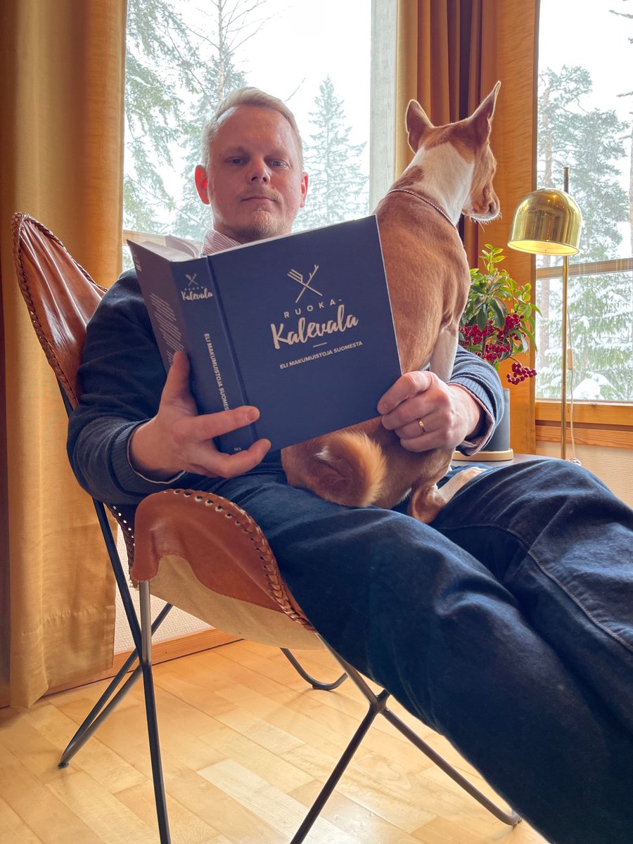 Viikonloppuna tuli hyvä hetki syventyä suomalaisten ruokamuistoihin. Syynä nostalgiahetkeen on valmistautuminen huomiseen MMM:n verkkoseminaariin, jossa keskustelemme suomalaisesta ruokakulttuurista. #Yhteinenruokapöytä #Ruokakulttuuri mmm.fi/tapahtumat/202…