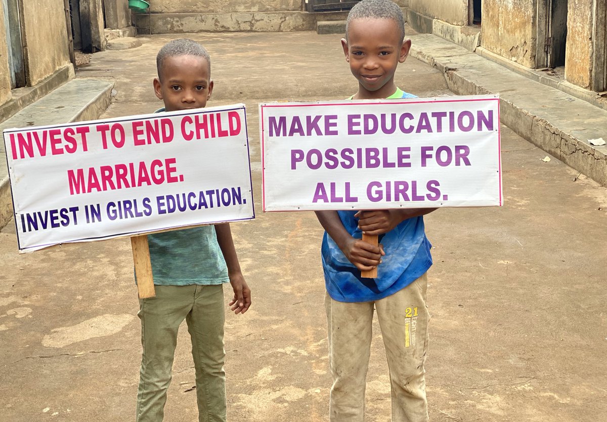 Gufasha_Found's tweet photo. Education is the biggest solution to ending child marriage. 
Because an educated girl is more likely to marry later and become a powerful agent of change in society.

MAKE EDUCATION POSSIBLE FOR ALL GIRLS.
#ReturnMyFuture 
#EducateGirls. https://t.co/hE1qR0Nst4