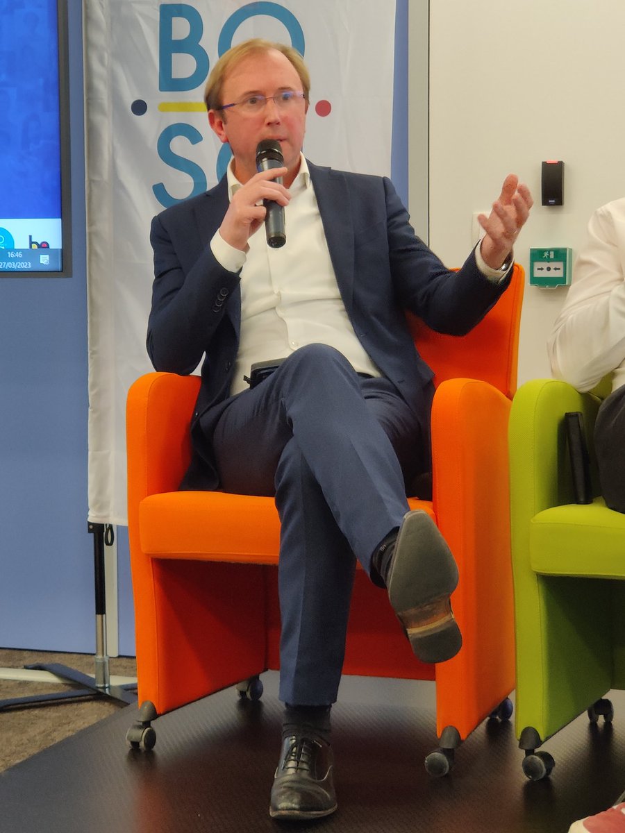 ArentsHA's tweet image. In the inspirational session "Overview of the future in #AI" at the #EUAIWeek, Nicolas Van Zeebroeck, professor @ULBruxelles, says that generative AI will not lead to major #productivity gains, but will reduce humans to a role of just #controlling the results generated by AI