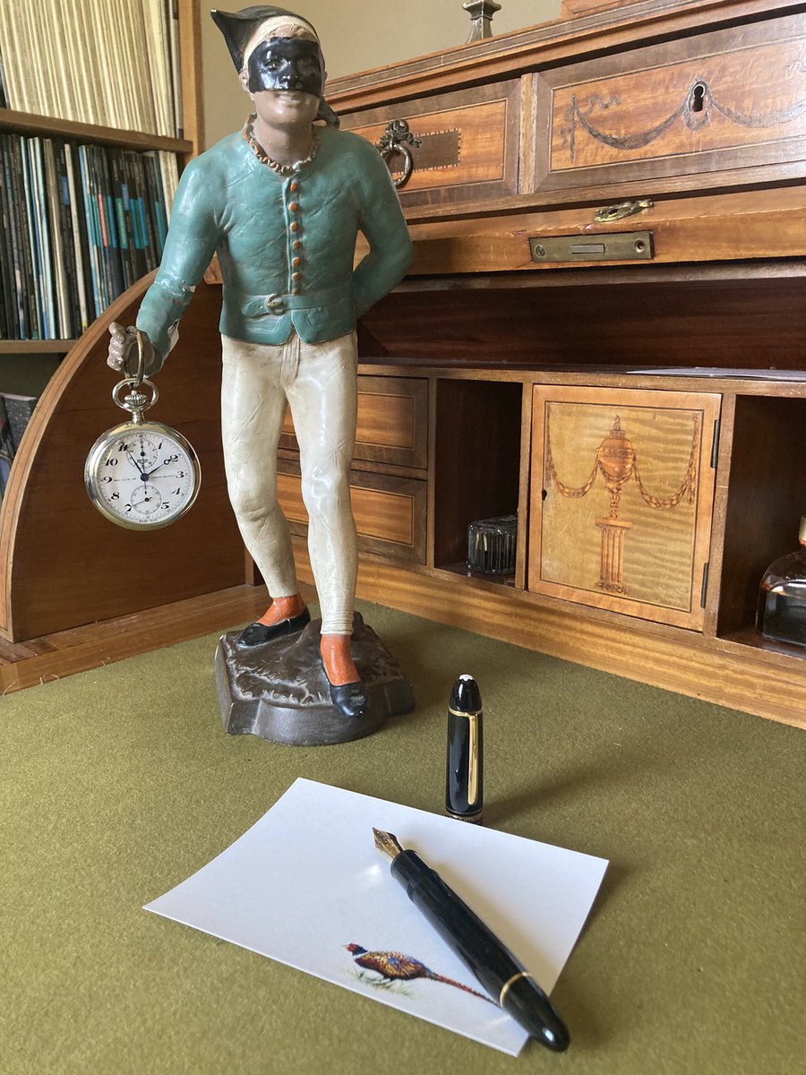 vintageheuercom's tweet image. Pocket watches don’t deserve to be left in the drawer! They can make great desk or table clocks! #vintageheuer #pocketwatch #antiquewatch