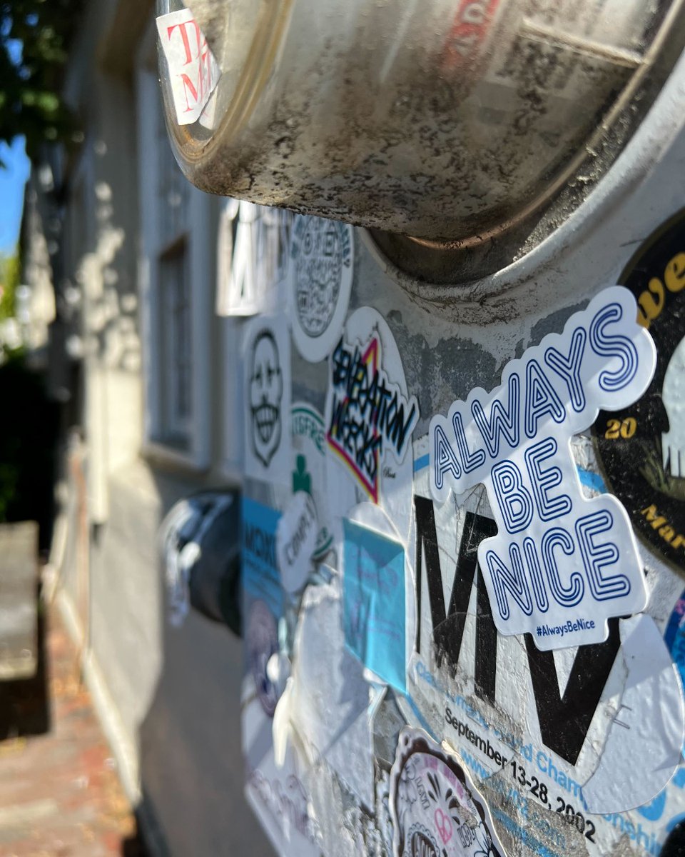 alwaysbeniceco's tweet image. 📌Martha’s Vineyard, MA

Sticker spotted in Martha’s Vineyard! If you spot our stickers in the wild, send us a DM!

#AlwaysBeNice #Stickerbomb #VineyardHaven