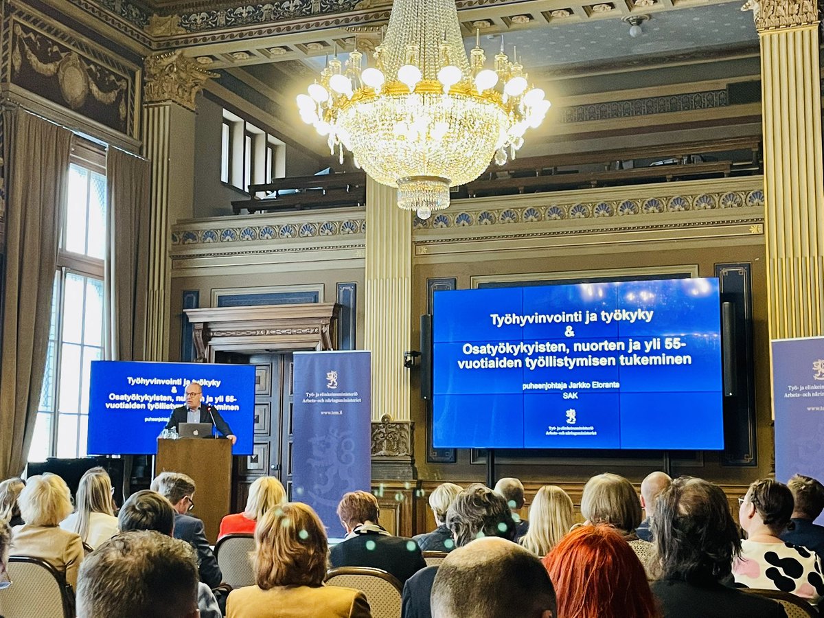 HJTakolander's tweet photo. Eloranta on aakkosissa ennen Häkämiestä ja Jalosta, ja muutenkin ensin mainittava Työhyvinvointi ja työkyky -asiat, sekä osatyökykyisten, nuorten, ja yli 55-vuotiaiden työllistymisen tukeminen, kun työvoiman kohtaannosta keskustellaan.@TEM_uutiset @ElorantaJa @JHLry #SuomenSuunta https://t.co/HIhFIXVAgg