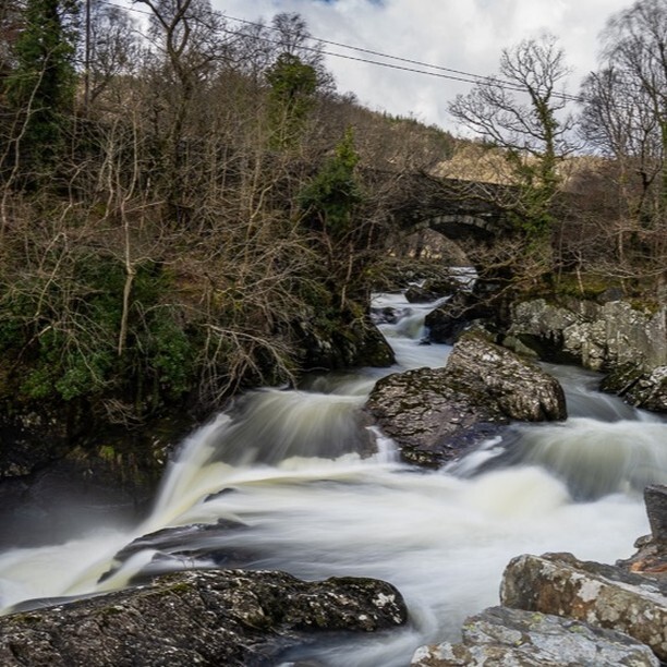 keith_kpics's tweet photo. Capel Curig #Wales #capelcurig #northwales #snowdonia #longexposure #bridge#nikon#leefilters #nikonz7ii #kpicsphotography #river#beckenhamps#landscapephotography https://t.co/JKbc64jPuH https://t.co/fRx1Ie6JZe