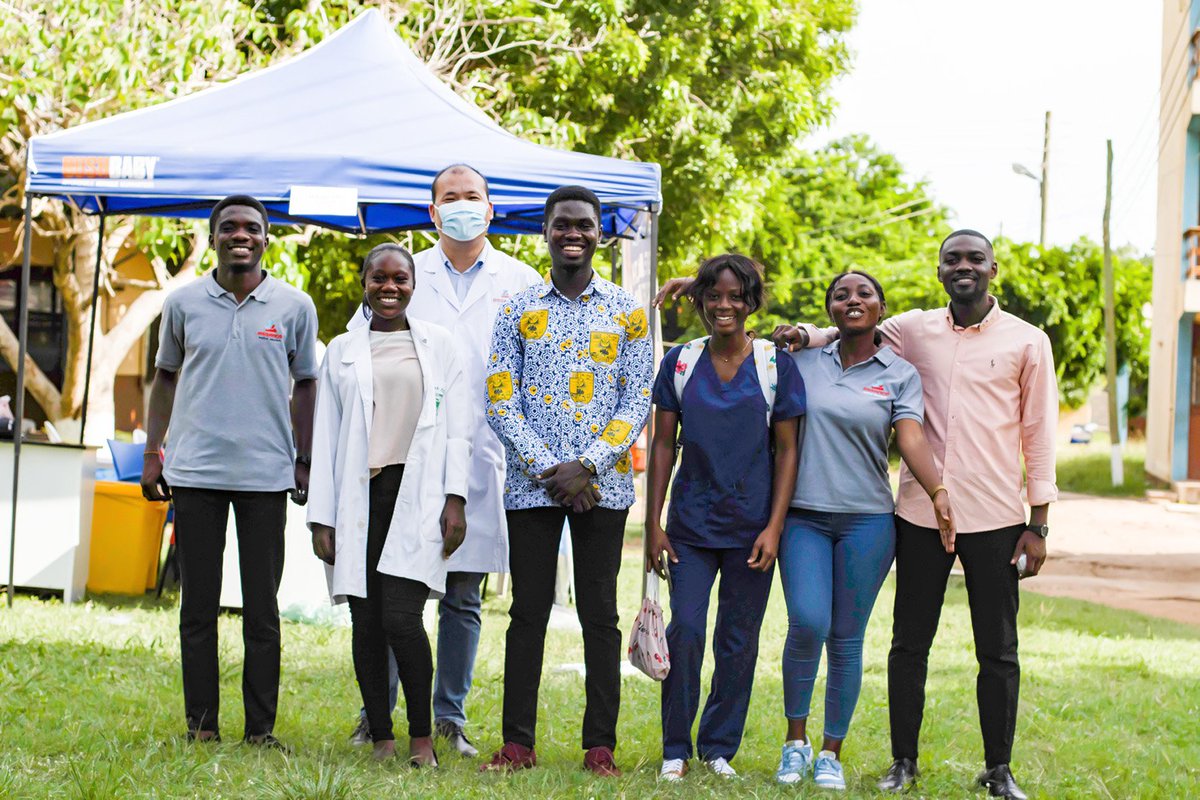 Taking charge of your health has never been easier! We had an amazing time providing free health screenings at Aquinas Senior High School as part of our commitment to corporate social responsibility. Thank you to everyone who attended! #EssenceMediLab #CommunityHealth #Health
