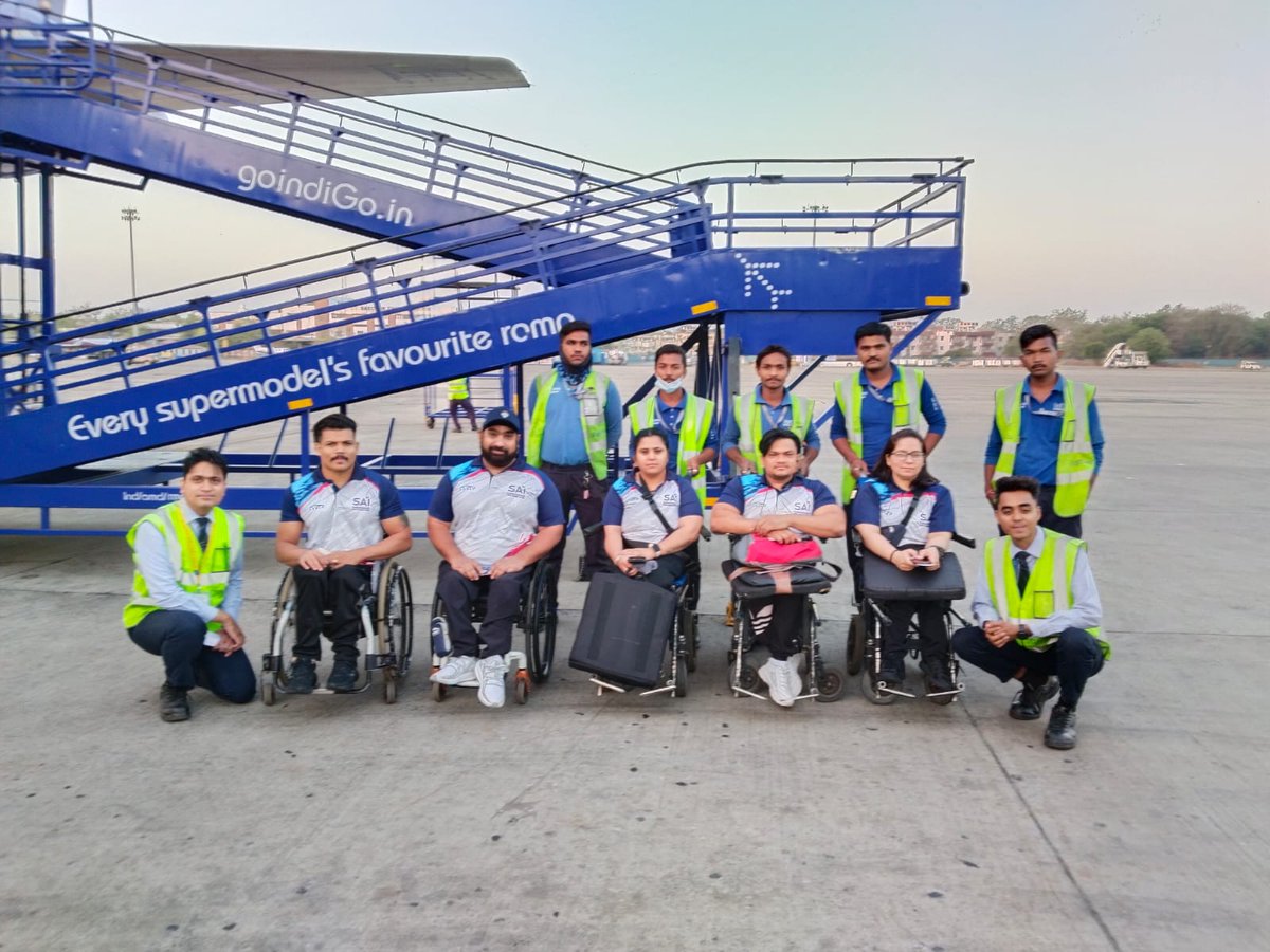 IndiGo6E's tweet photo. Thrilled to fly our Para Powerlifting team for a sporting event. #IndiaByIndiGo #goIndiGo https://t.co/P4HKMNtakD
