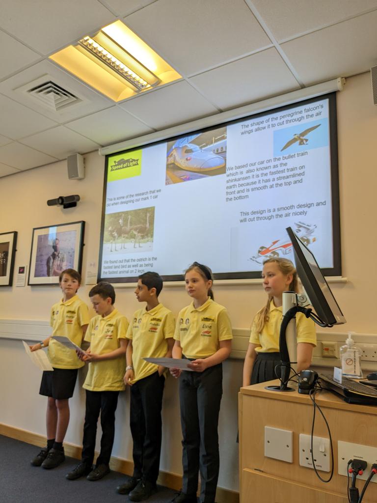 HemplandSTEM's tweet photo. A really professional presentation from #teamspeedoflight https://t.co/yrEQzNz8iG
