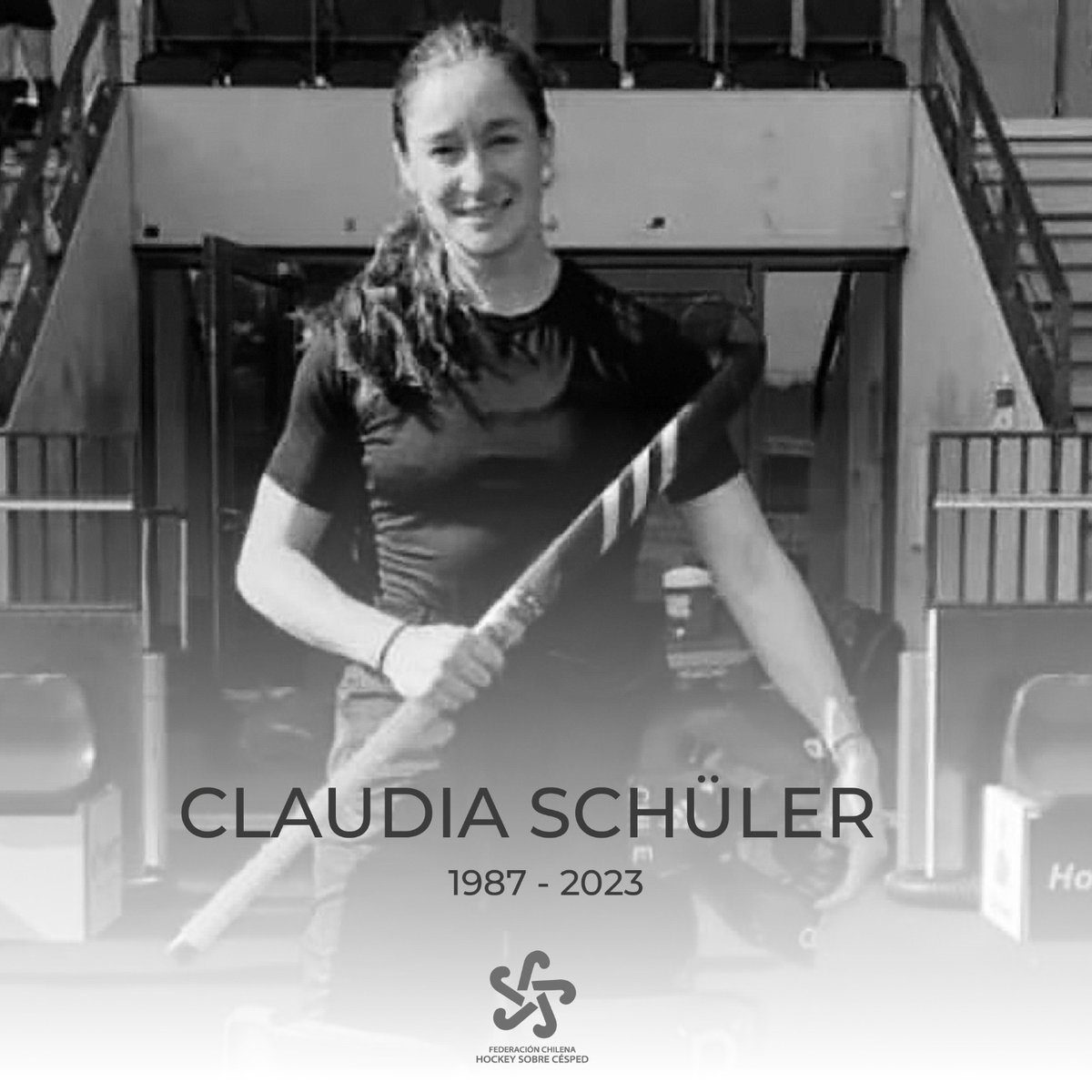 🏑🤍 Siempre en nuestros corazones

El mundo del hockey y deporte chileno está de duelo. Luego de una larga lucha contra el cáncer, Claudia Schüler nos dejó. El directorio y toda la familia del hockey despide con mucho dolor a una gran defensora de Las Diablas 🙏🏼